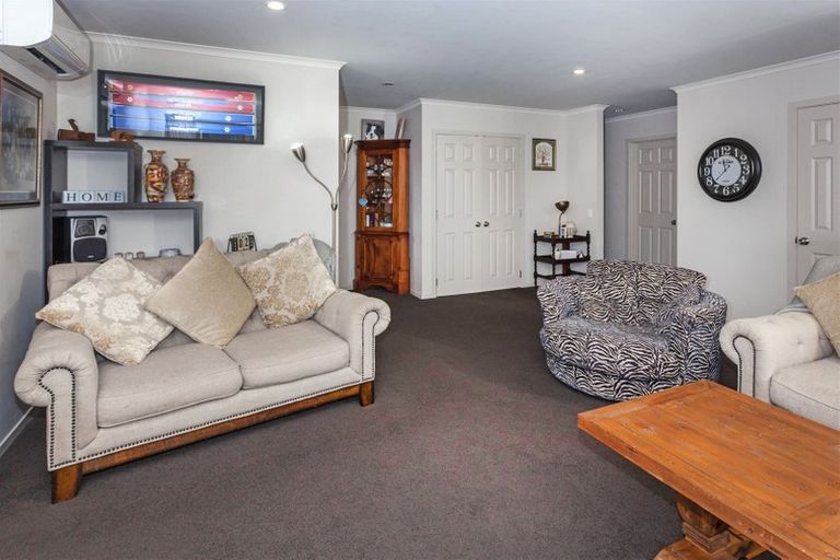 Photo of property in 2 Cobham Lane, Whitianga, 3510