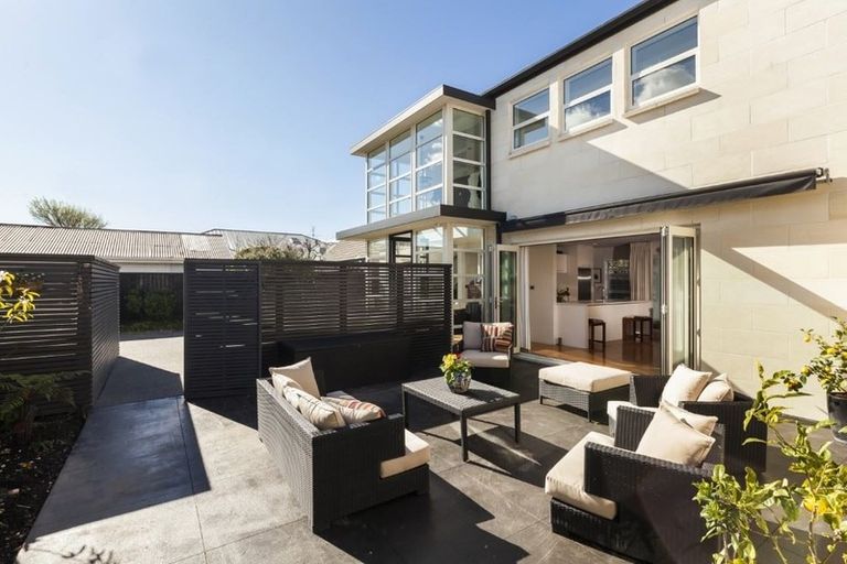 Photo of property in 98a Watford Street, Strowan, Christchurch, 8052