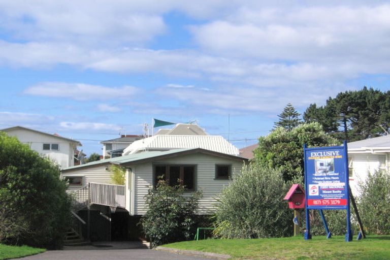 Photo of property in 49 Oceanview Road, Mount Maunganui, 3116