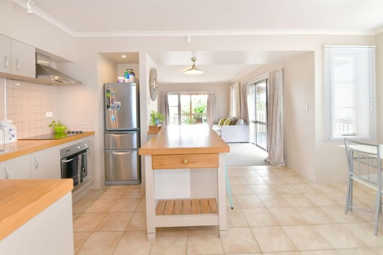 Photo of property in 186 Hibiscus Coast Highway, Red Beach, 0932
