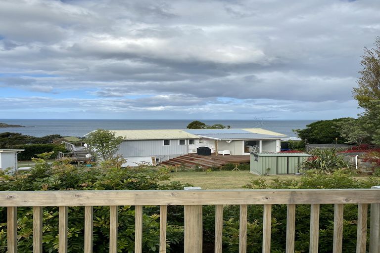 Photo of property in 46 Cumberland Street, Leigh, 0985