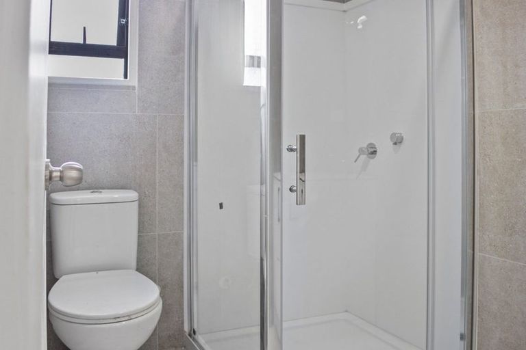 Photo of property in 30 Mcquarrie Avenue, Wattle Downs, Auckland, 2103