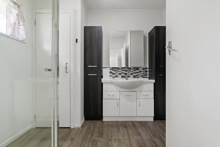 Photo of property in 1/33 Butterworth Avenue, Opaheke, Papakura, 2113