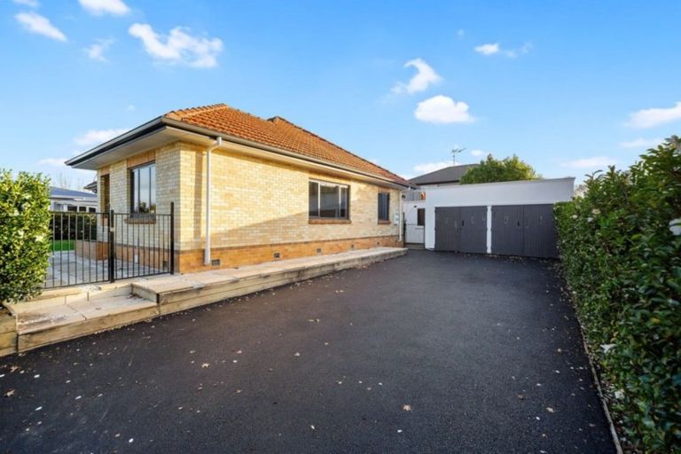 Photo of property in 1 Dudley Terrace, Frankton, Hamilton, 3204