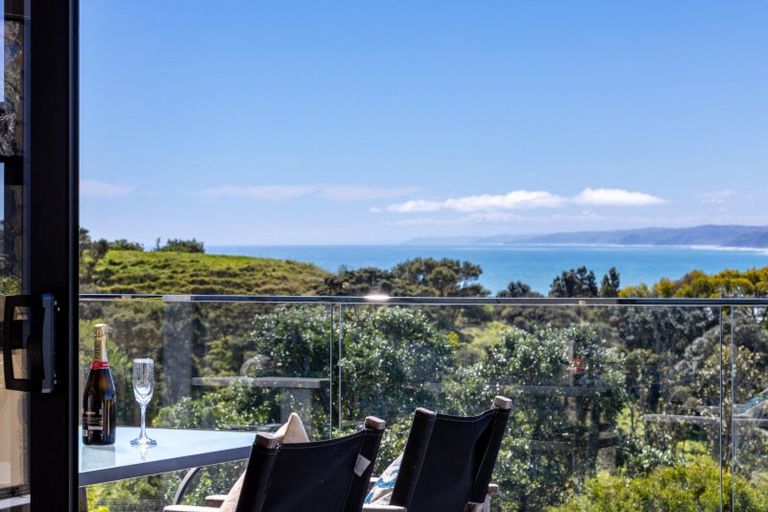 Photo of property in 6 Upper Wainui Road, Raglan, 3297