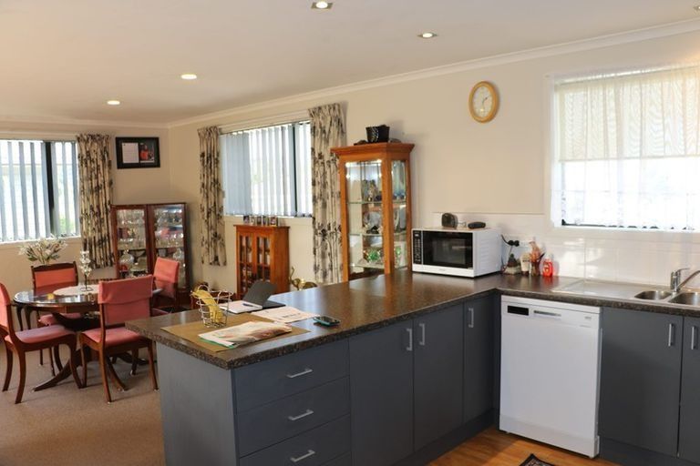 Photo of property in 20 Richardson Avenue, Pukekohe, 2120