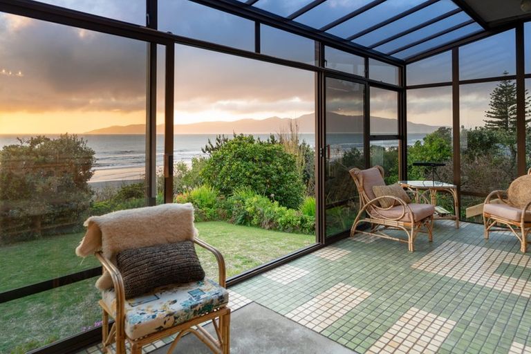 Photo of property in 14 Kirkway, Raumati Beach, Paraparaumu, 5032
