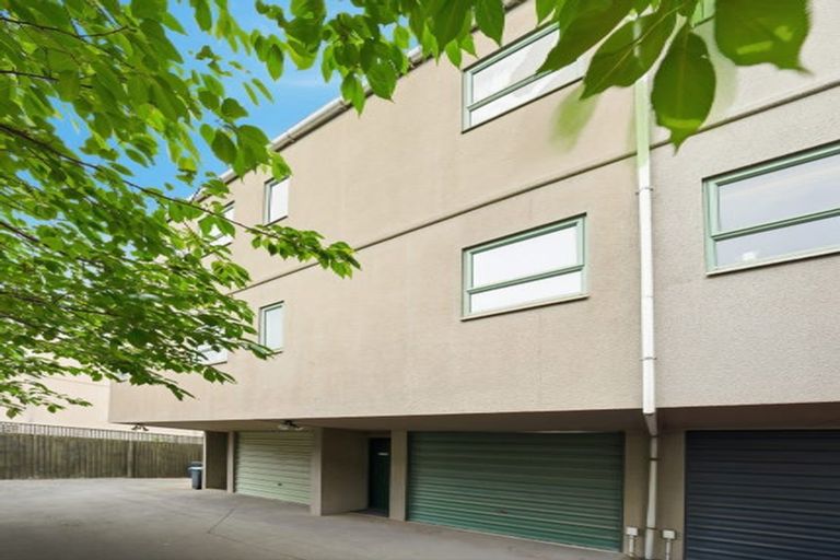Photo of property in 7/252 Worcester Street, Christchurch Central, Christchurch, 8011
