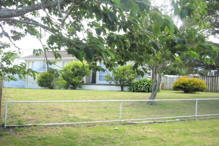 Photo of property in 11 Tairere Crescent, Rosehill, Papakura, 2113