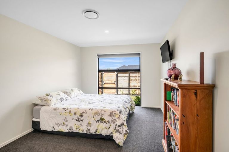 Photo of property in 35 Mcquillan Avenue, Woodend, 7610