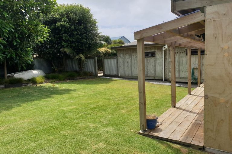 Photo of property in 62a Marine Parade, Otaki Beach, Otaki, 5512