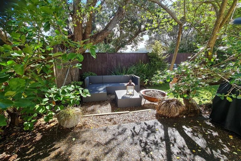 Photo of property in 34b Waiwera Road, Waiwera, Orewa, 0994