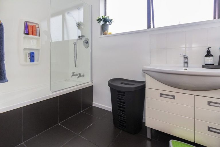 Photo of property in 16 Otter Street, Oamaru North, Oamaru, 9400