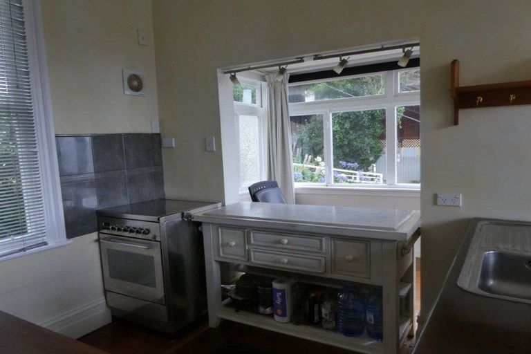 Photo of property in 4 Oriental Terrace, Oriental Bay, Wellington, 6011