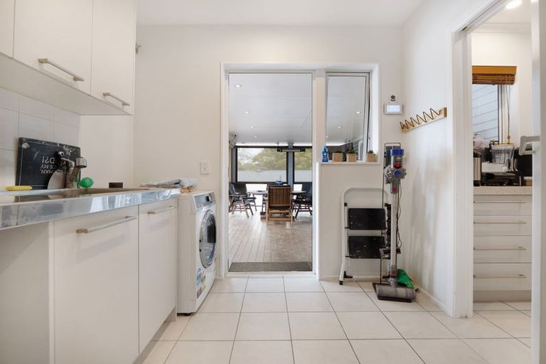 Photo of property in 38 Helvetia Road, Pukekohe, 2120