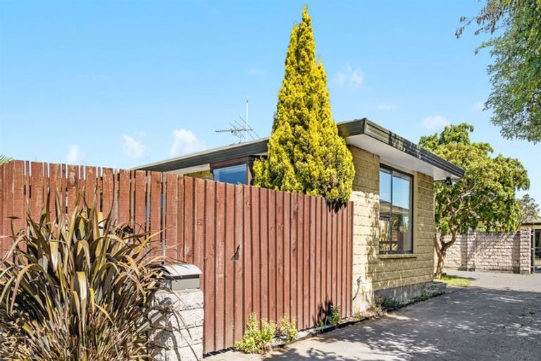 Photo of property in 1/771 Main North Road, Belfast, Christchurch, 8051