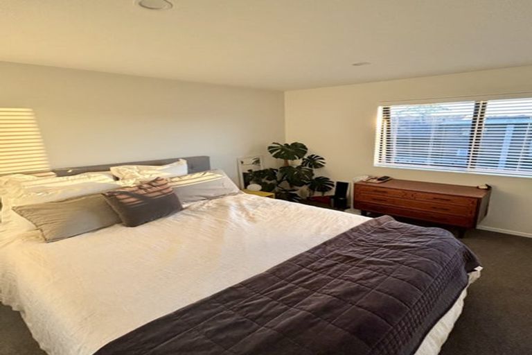 Photo of property in 22 Jabuka Street, Glen Eden, Auckland, 0602