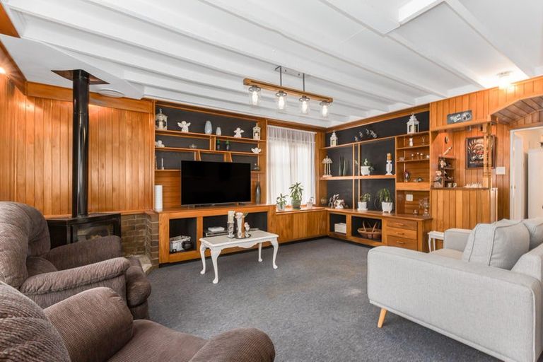 Photo of property in 46 Peel Place, Wainuiomata, Lower Hutt, 5014