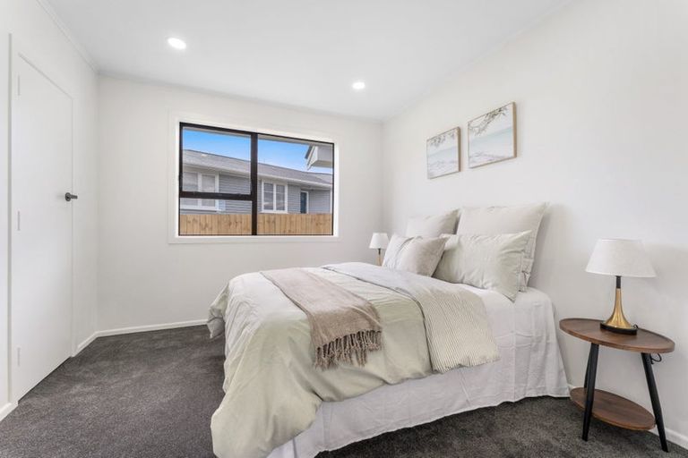 Photo of property in 36 Barrys Road, Glendene, Auckland, 0602