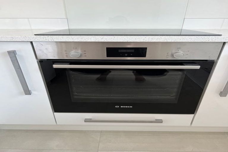 Photo of property in 6a Kohekohe Place, Pukete, Hamilton, 3200