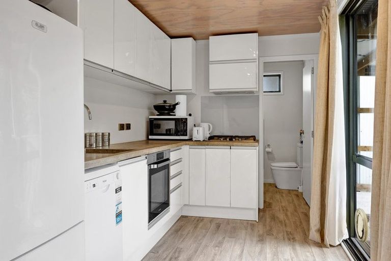 Photo of property in 44 Oberon Street, Stratford, 4332