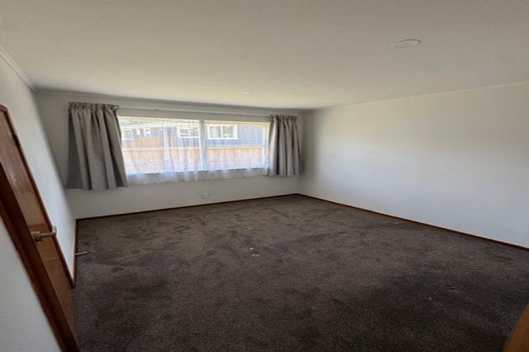 Photo of property in 71 Weldene Avenue, Glenfield, Auckland, 0629