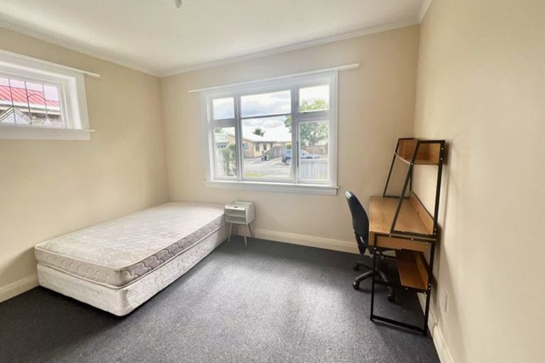 Photo of property in 85 Rattray Street, Riccarton, Christchurch, 8041