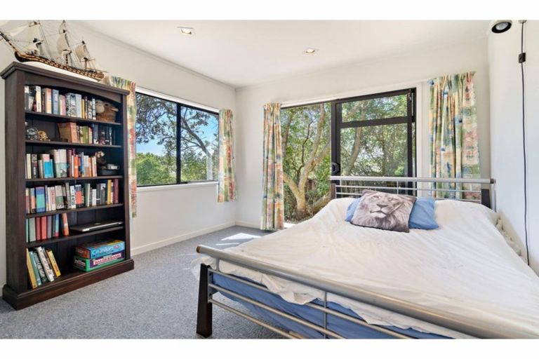 Photo of property in 15 Park Rise, Campbells Bay, Auckland, 0630