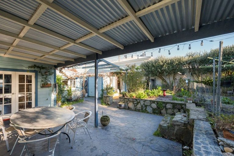 Photo of property in 92 Kawai Street, Nelson South, Nelson, 7010