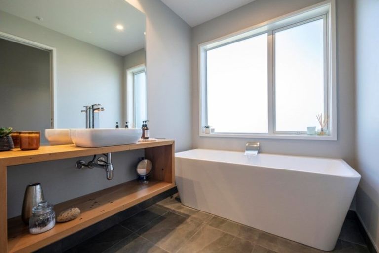 Photo of property in 14 Baxter Michael Crescent, Cambridge, 3434