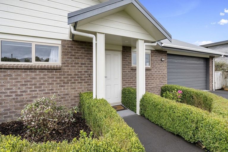 Photo of property in 10 Estate Grove, Inglewood, 4330