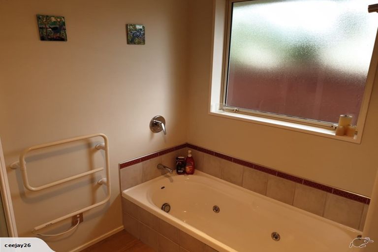 Photo of property in 4 Becmead Drive, Harewood, Christchurch, 8051