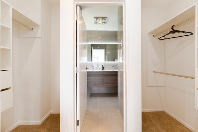 Photo of property in 5 Paitry Place, Swanson, Auckland, 0614