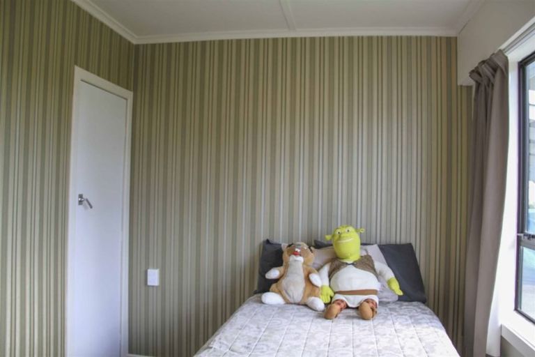 Photo of property in 20 King Street, Tuatapere, 9620