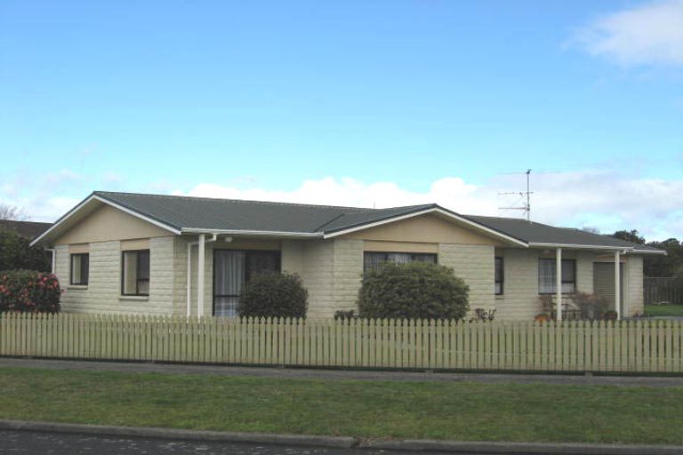 Photo of property in 79 Hillcrest Street, Solway, Masterton, 5810