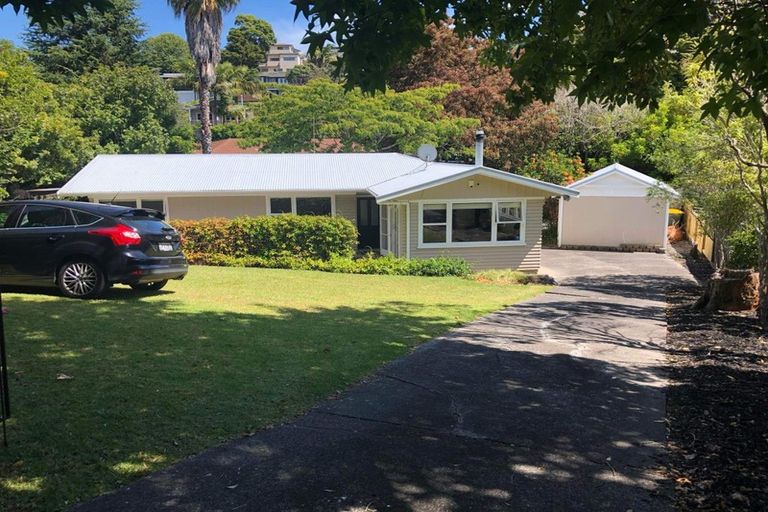 Photo of property in 39 Orion Place, Hillcrest, Auckland, 0627