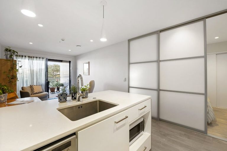 Photo of property in The Victor, 208/4 Bute Road, Browns Bay, Auckland, 0630