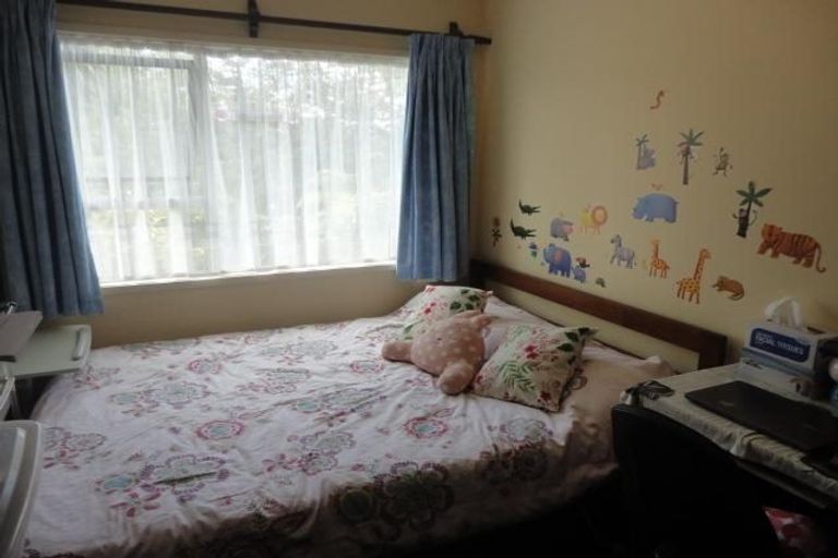 Photo of property in 9 Hiwihau Place, Glenfield, Auckland, 0629