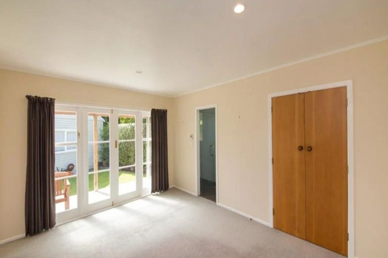 Photo of property in 11 Hartley Place, Awapuni, Palmerston North, 4412