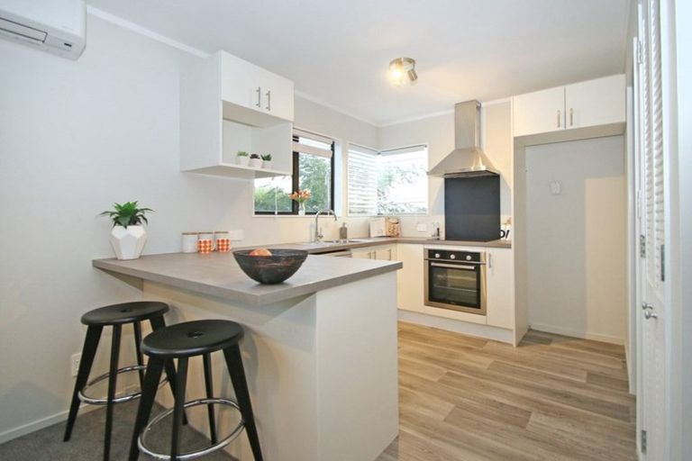 Photo of property in 11a Hilltop Road, Parkvale, Tauranga, 3112