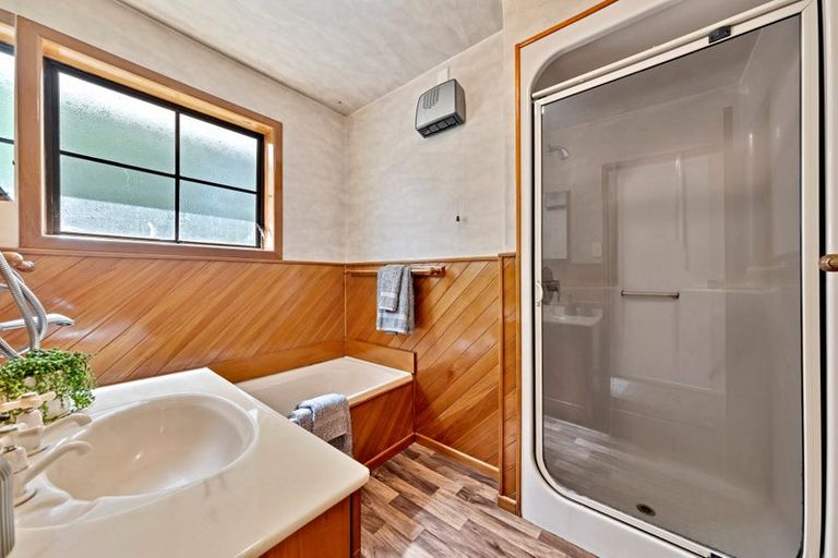 Photo of property in 44 Orrick Crescent, Avondale, Christchurch, 8061