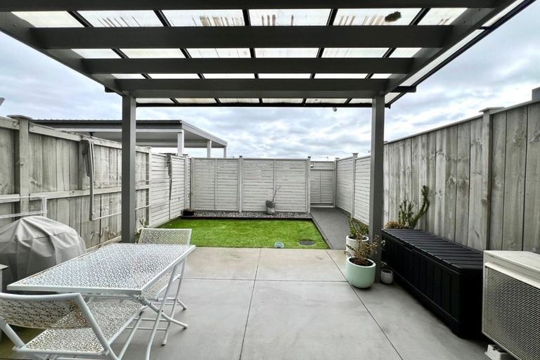 Photo of property in 24 Adlam Lane, Takanini, 2112