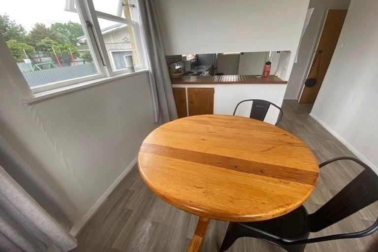 Photo of property in 90 Lipscombe Crescent, Havelock North, 4130