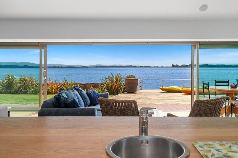 Photo of property in 17 Kiriwai Place, Matua, Tauranga, 3110