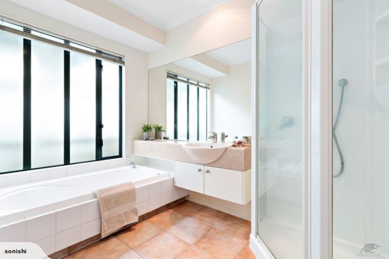 Photo of property in 86 Kilkenny Drive, Dannemora, Auckland, 2016