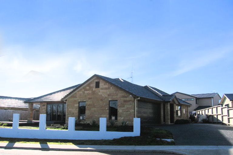 Photo of property in 3 Thistlewood Avenue, Hamilton East, Hamilton, 3216