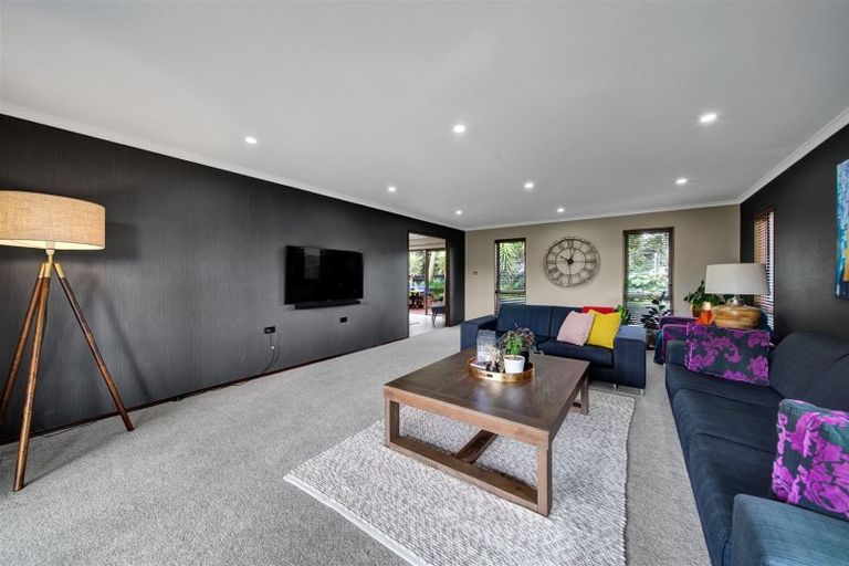 Photo of property in 24 Dillon Drive, Bell Block, New Plymouth, 4312