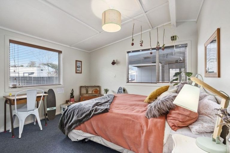 Photo of property in 103a Simpson Road, Papamoa Beach, Papamoa, 3118