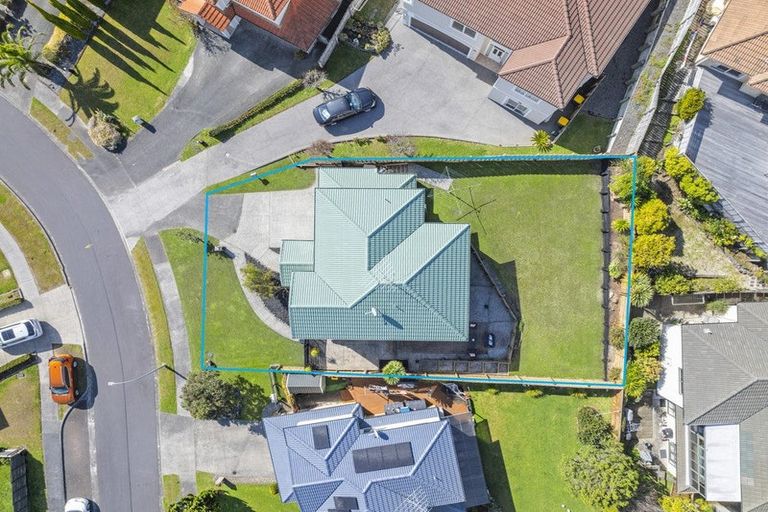 Photo of property in 42 Black Teal Close, Unsworth Heights, Auckland, 0632