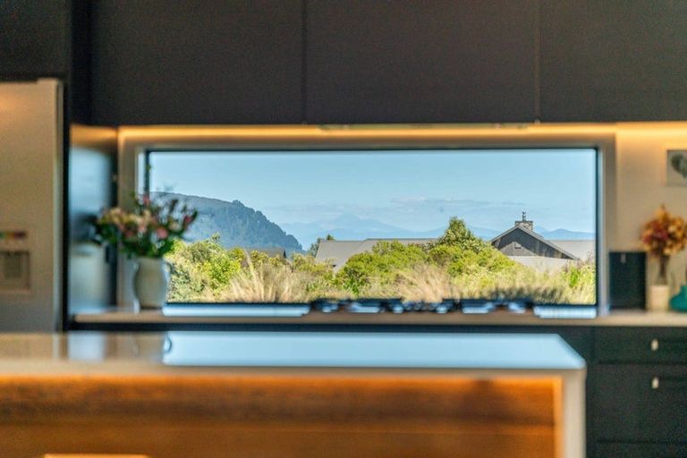 Photo of property in 40 Lacebark Drive, Kinloch, Taupo, 3377